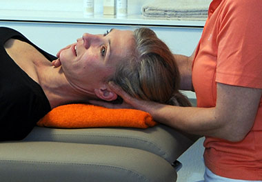 craniosacrale Therapie